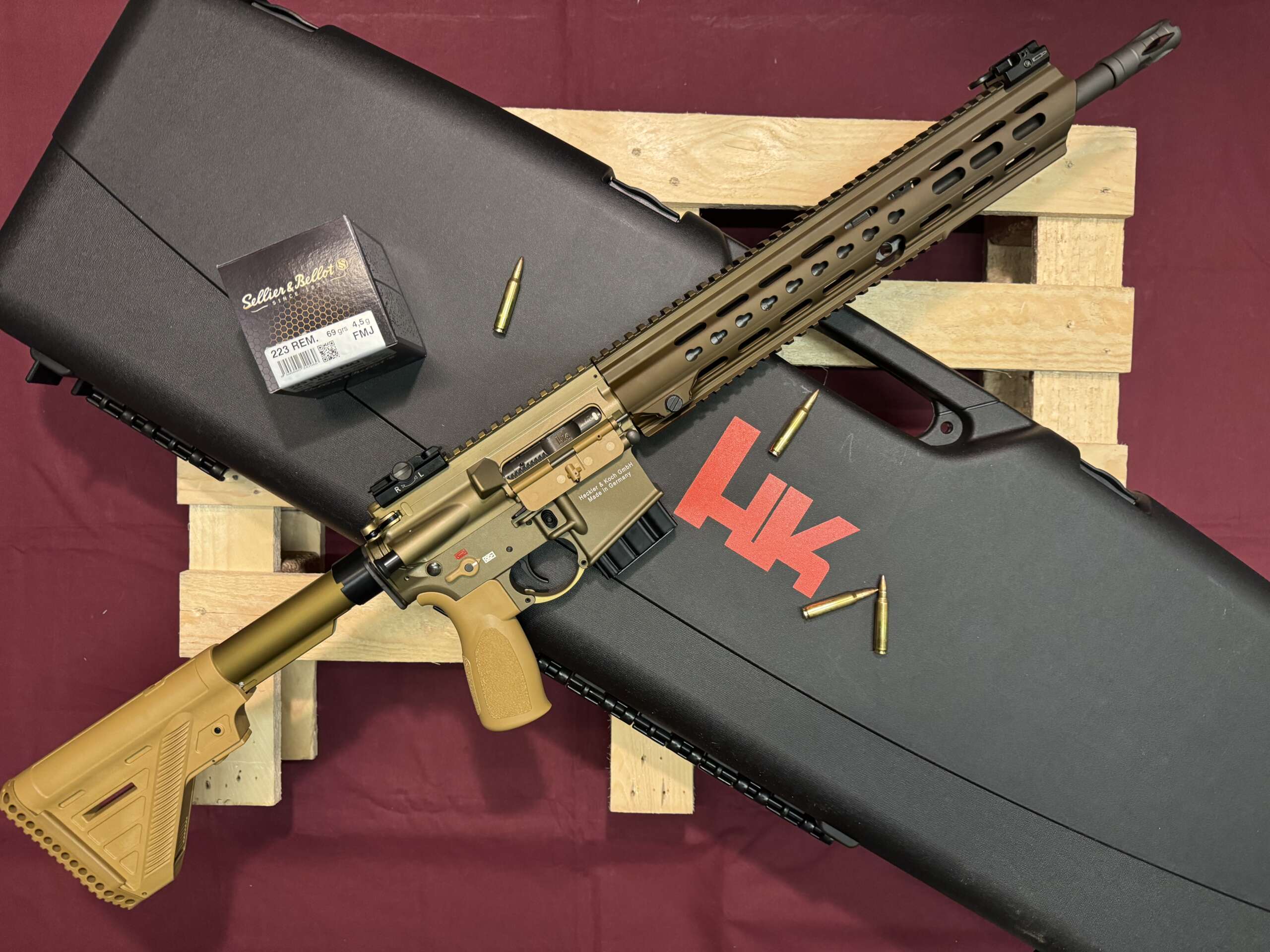 CARABINE HECKLER&KOCH MR223 RAL8000 16"