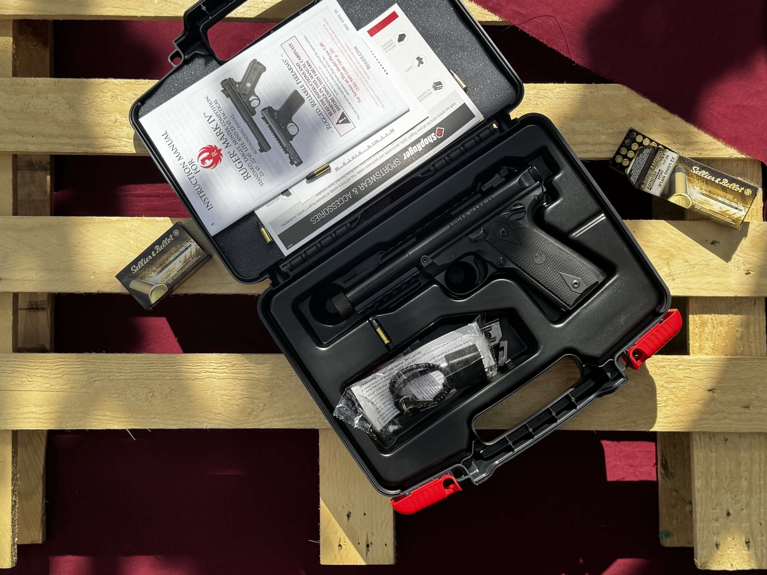 PISTOLET RUGER MARK IV 22/45