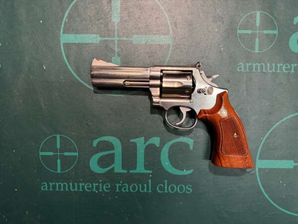 REVOLVER SMITH&WESSON 686-1