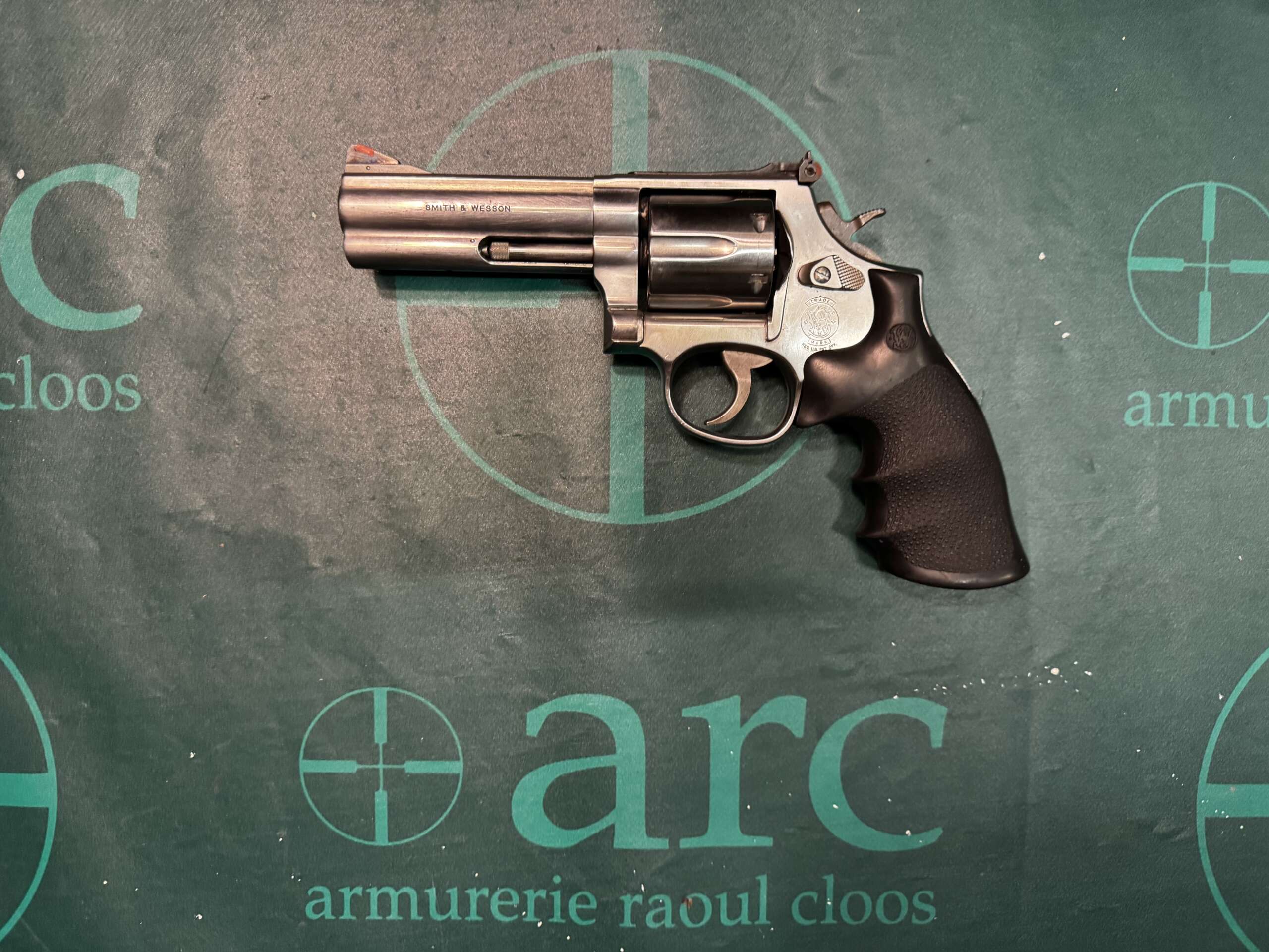 REVOLVER SMITH&WESSON 686-5