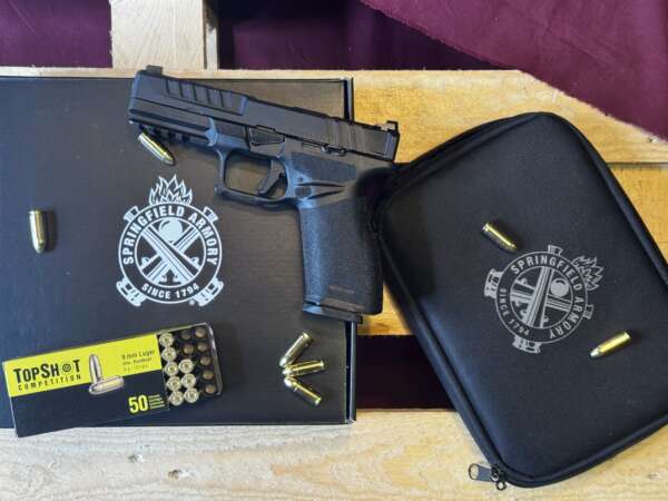 PISTOLET SPRINGFIELD ECHELON