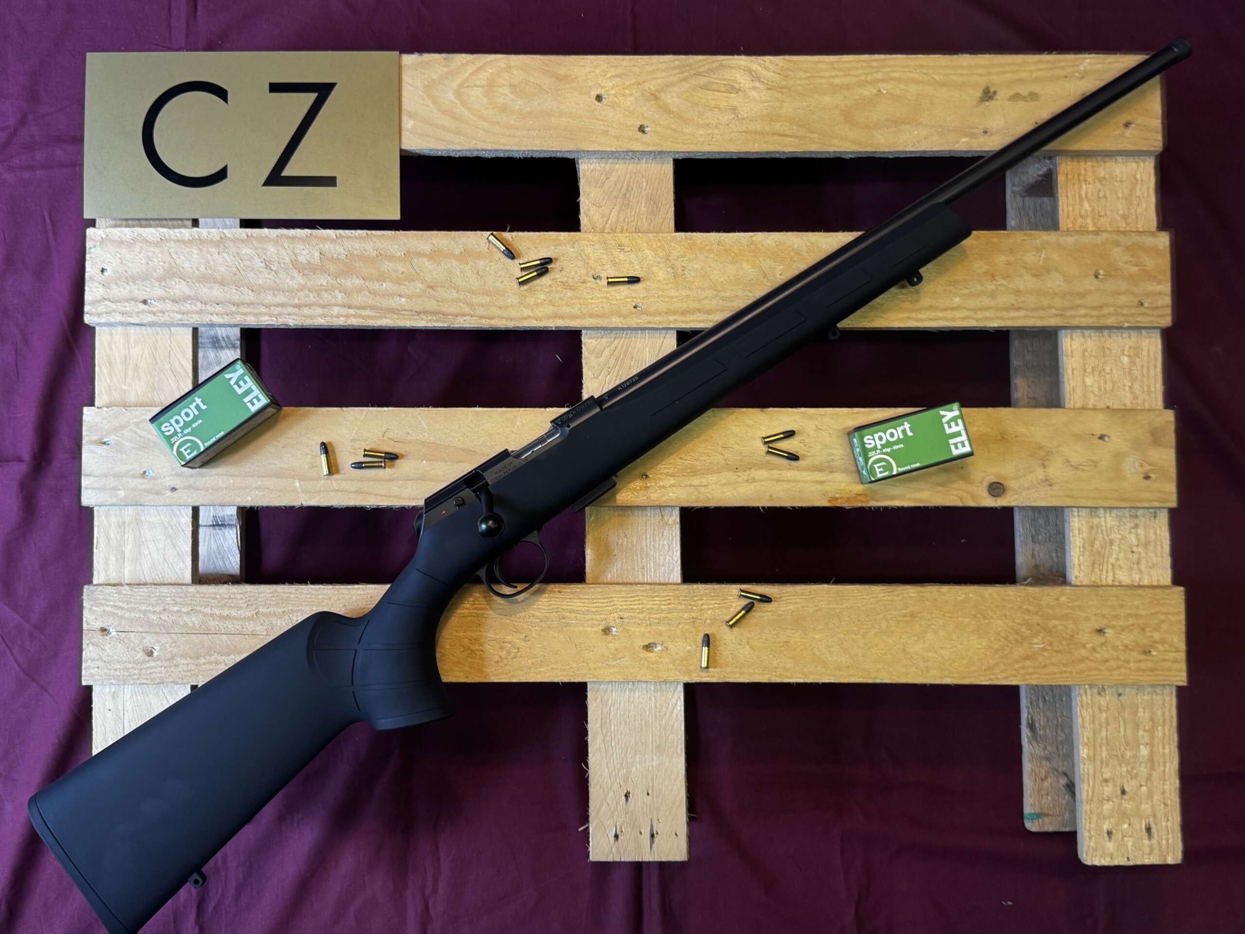 CARABINE CZ 457 SYNTHETIQUE