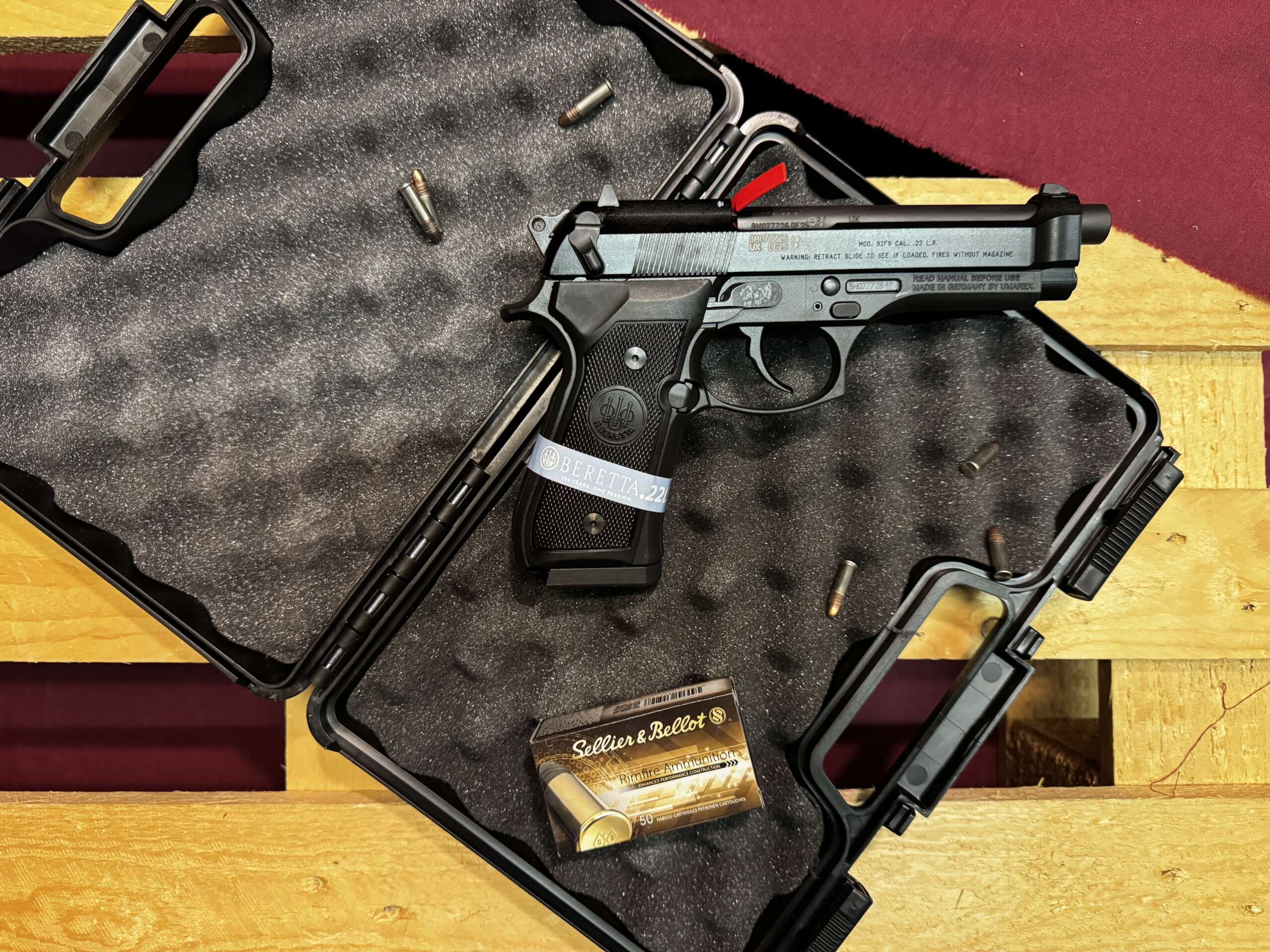 PISTOLET BERETTA 92FS-22