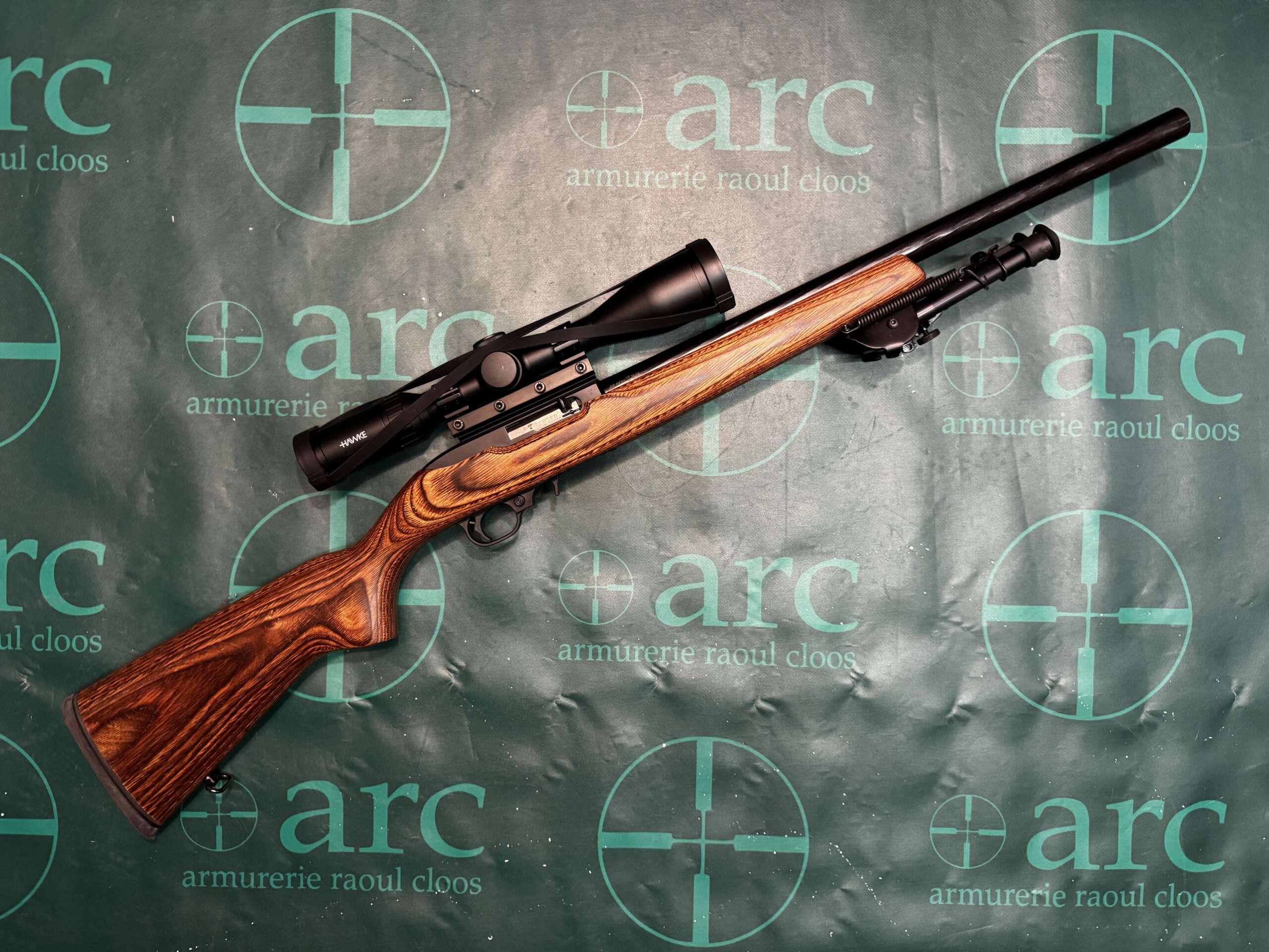 CARABINE RUGER 10/22 TARGET + LUNETTE HAWKE 3-12X44 SF 1/2 MILDOT + BIPOD HARRIS