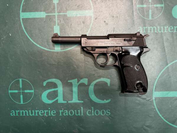 PISTOLET WALTHER P38