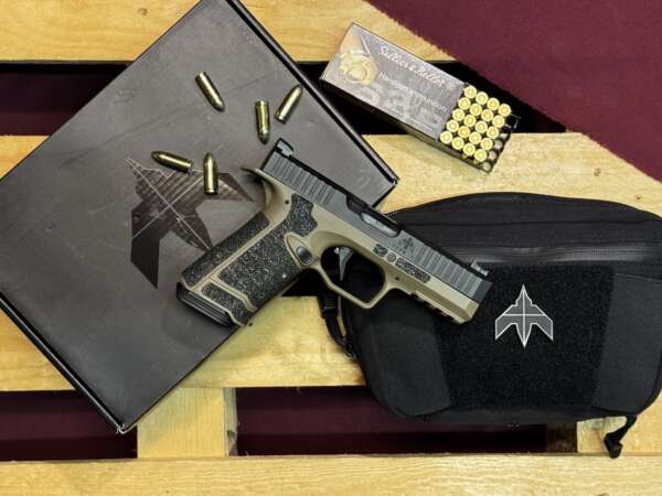 PISTOLET ARCHON FIREARMS TYPE D FDE 4,3" 9X19 - RMS C CUT